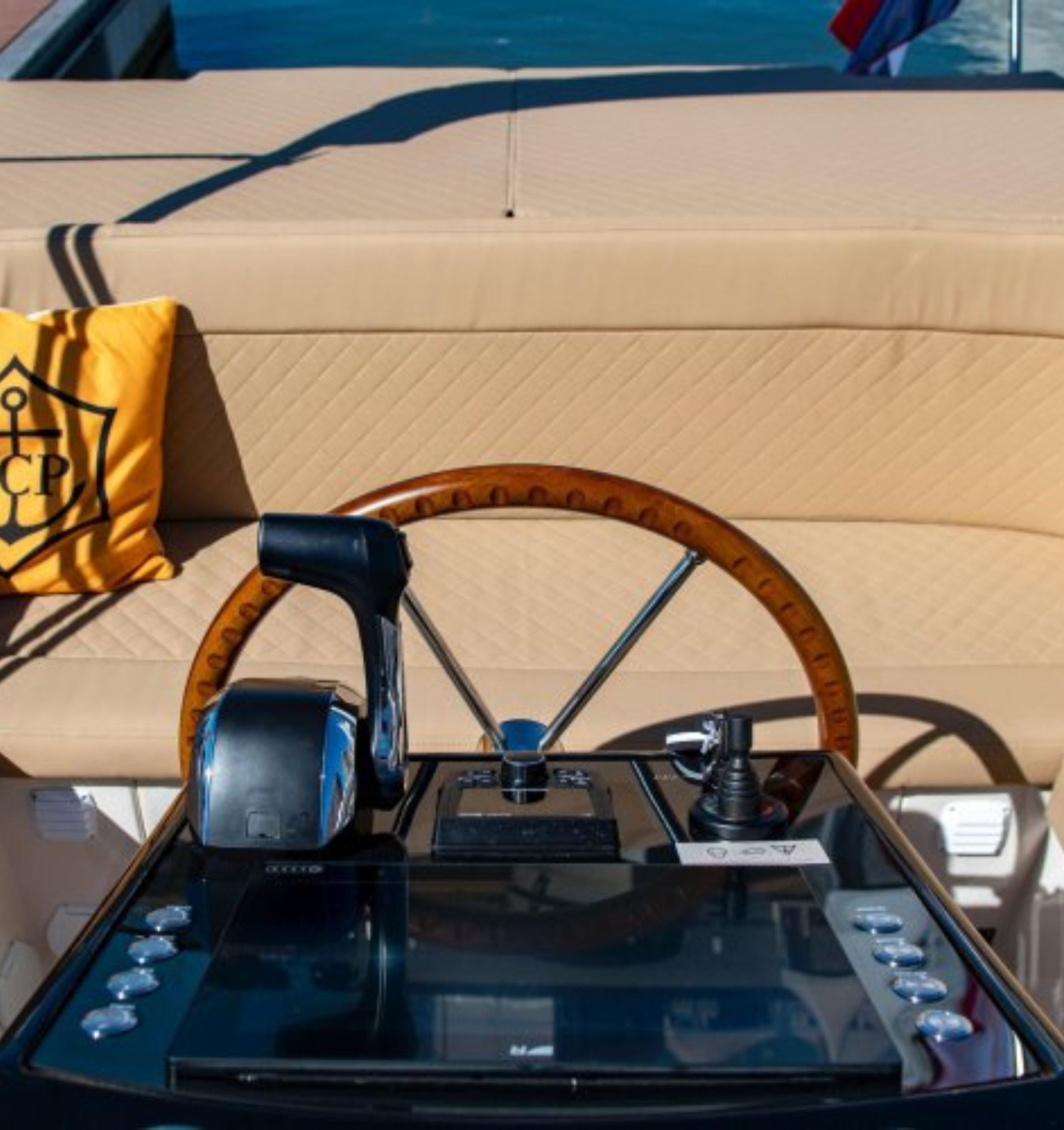 San-Boat Lago Amore 733 Tender sloep 2 San-Boat Lago Amore 733 Tender sloep