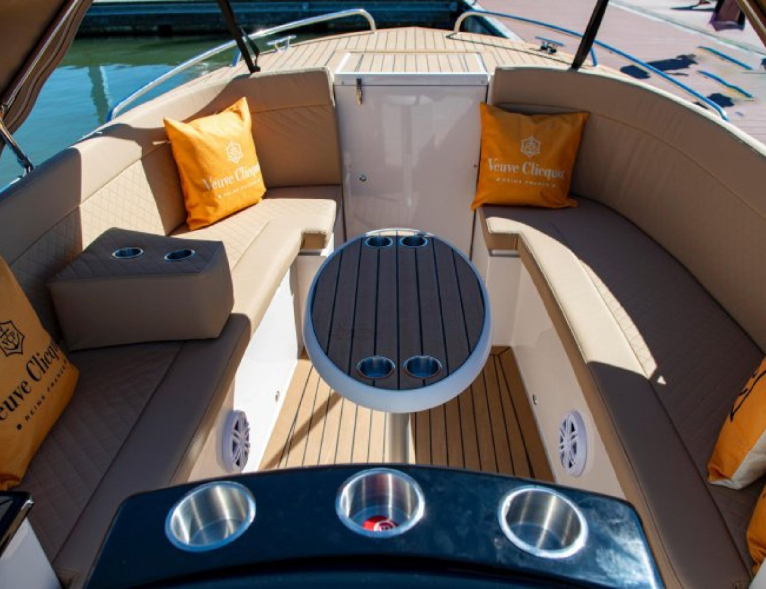 San-Boat luxe pleziervaarten-1 San-Boat luxe pleziervaarten